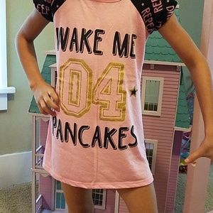 Girls nightgown